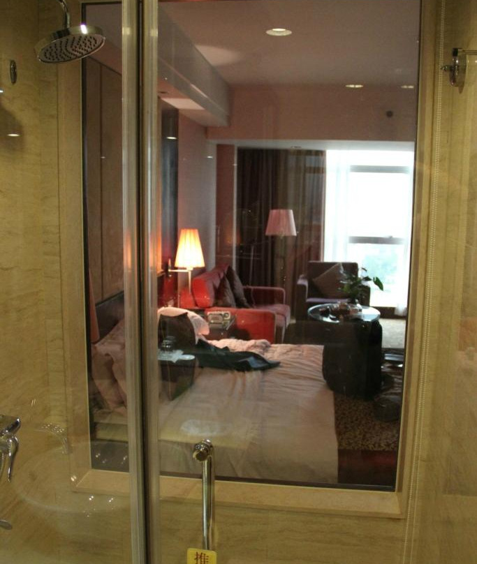 冠发君悦大酒店主图