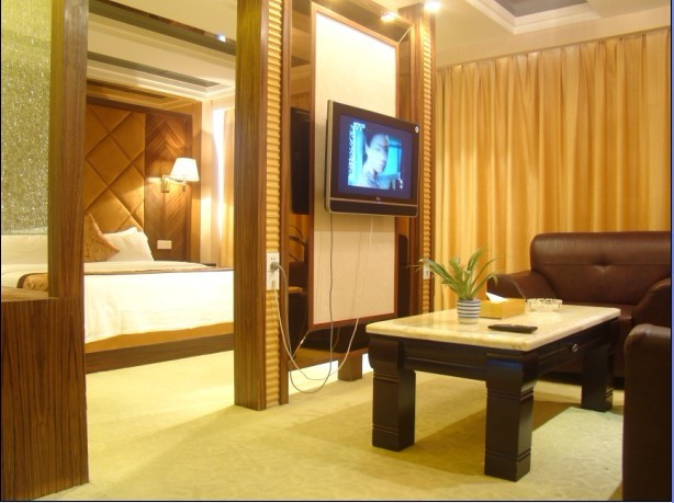 高滩温泉酒店主图