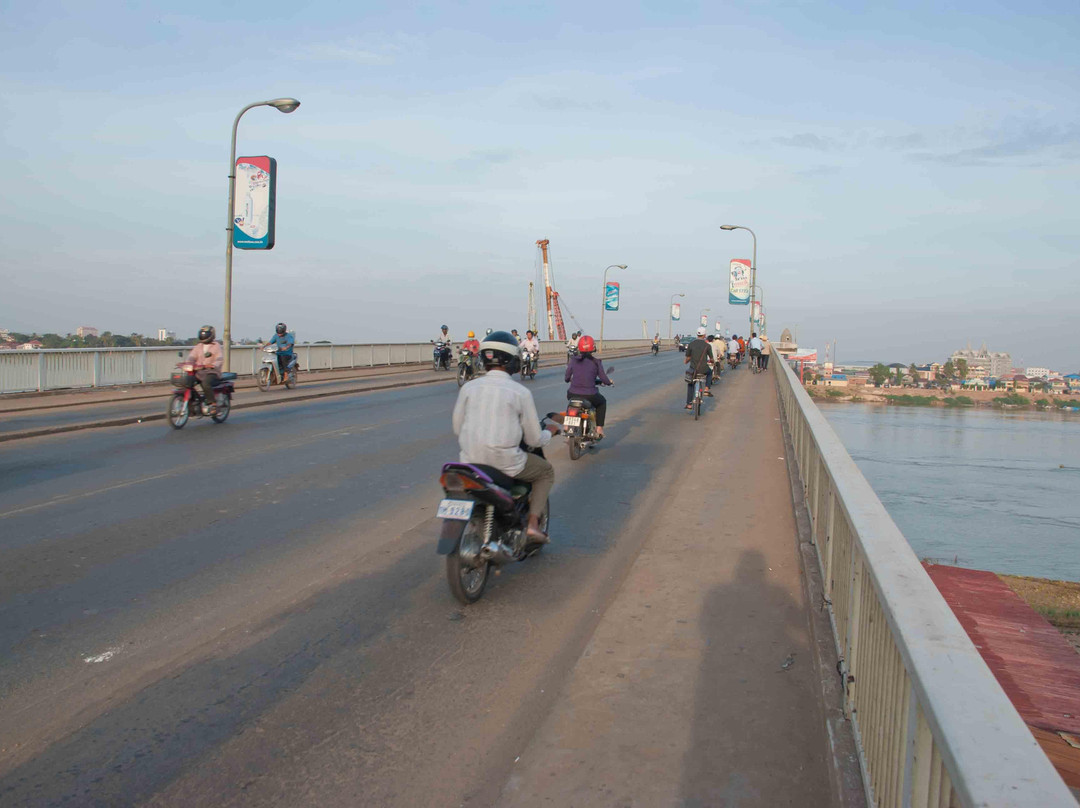 克洛伊断桥-金边必去景点