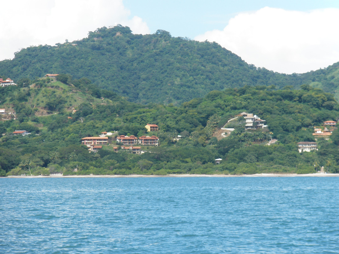 Serendipity Charters-Sailing Costa Rica景点图片