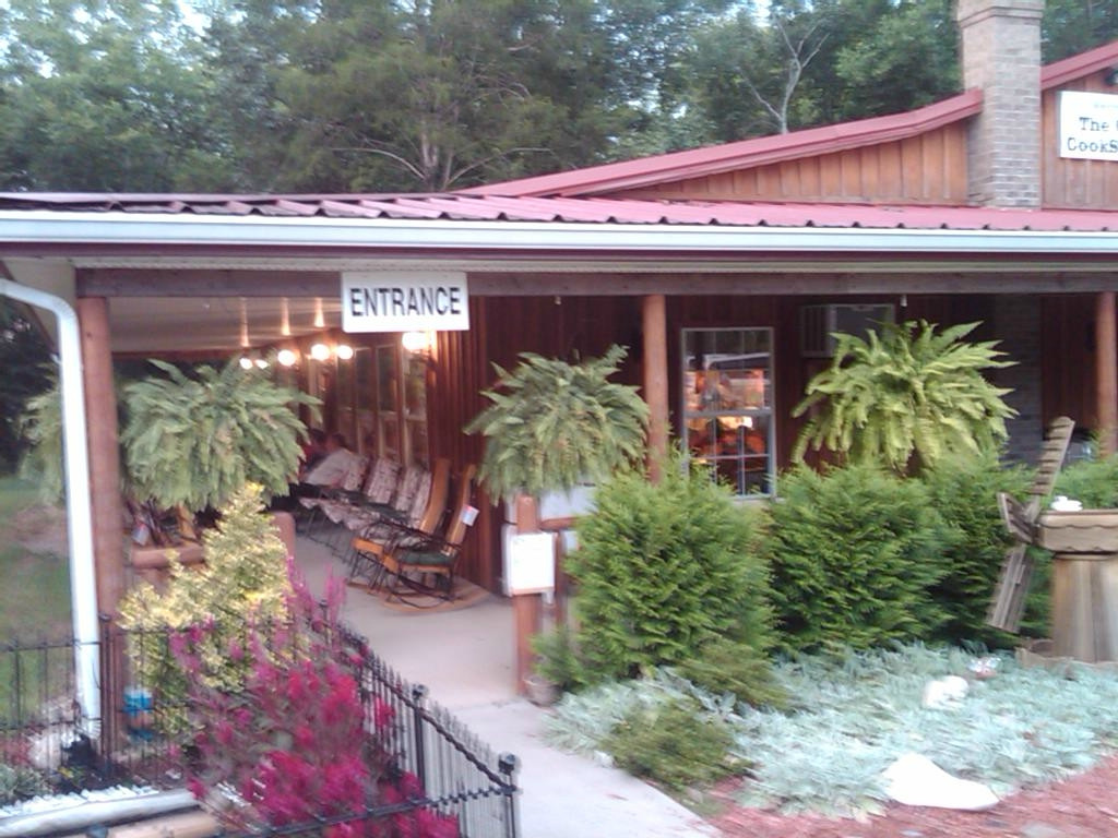 Houston餐馆和美食-The Old Cookstove Restaurant