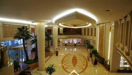 无锡白金汉爵大酒店主图