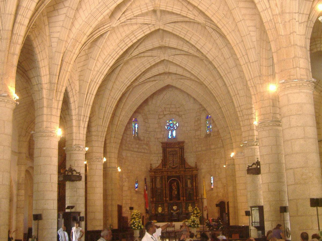 Basilica Cathedral of Santa Maria la Menor-圣多明哥必去景点