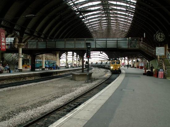 约克火车站-约克必去景点