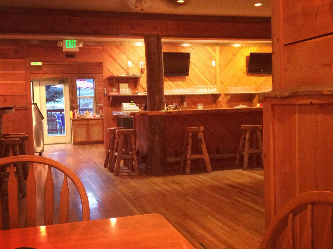 South Fork Inn and Grille