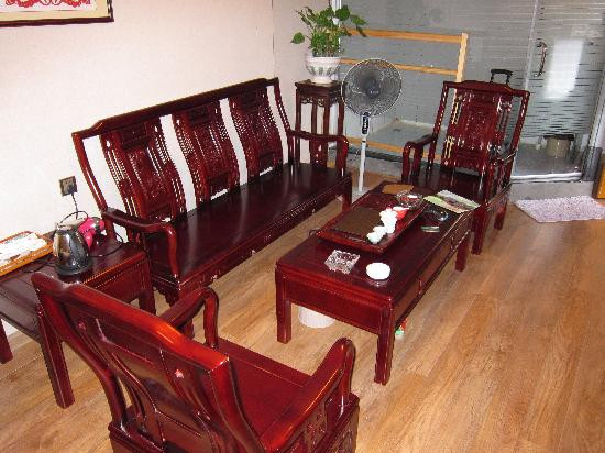 裕昌大酒店主图