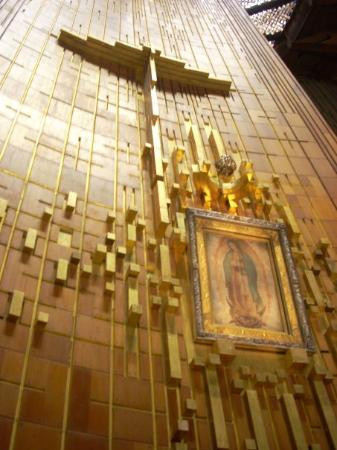 瓜达卢普圣玛利亚大教堂-墨西哥城必去景点