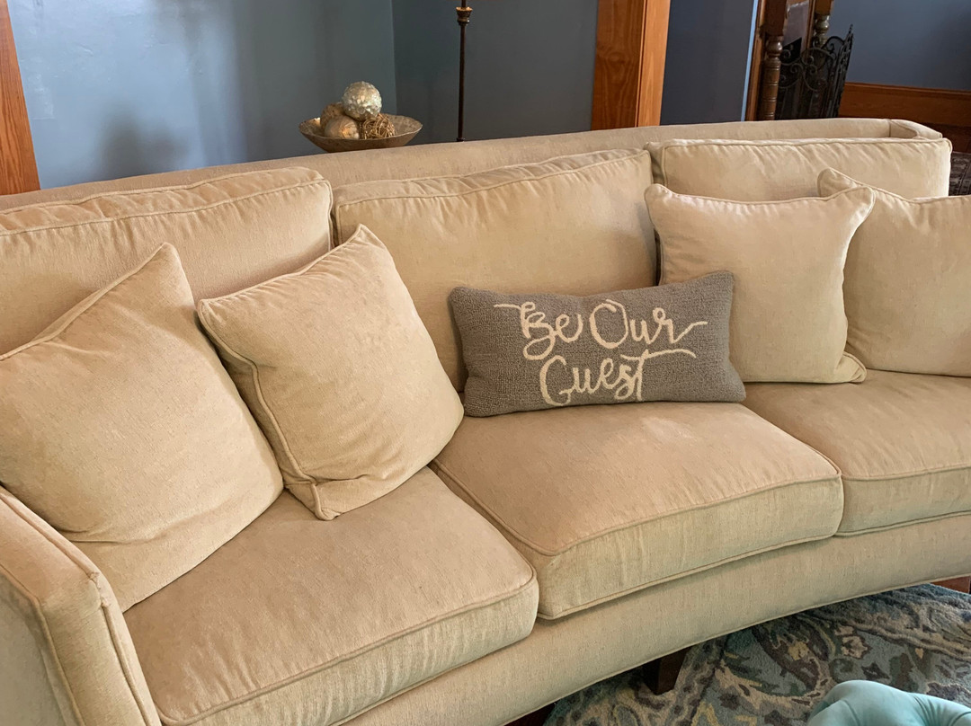 The Laurel Oak Inn主图