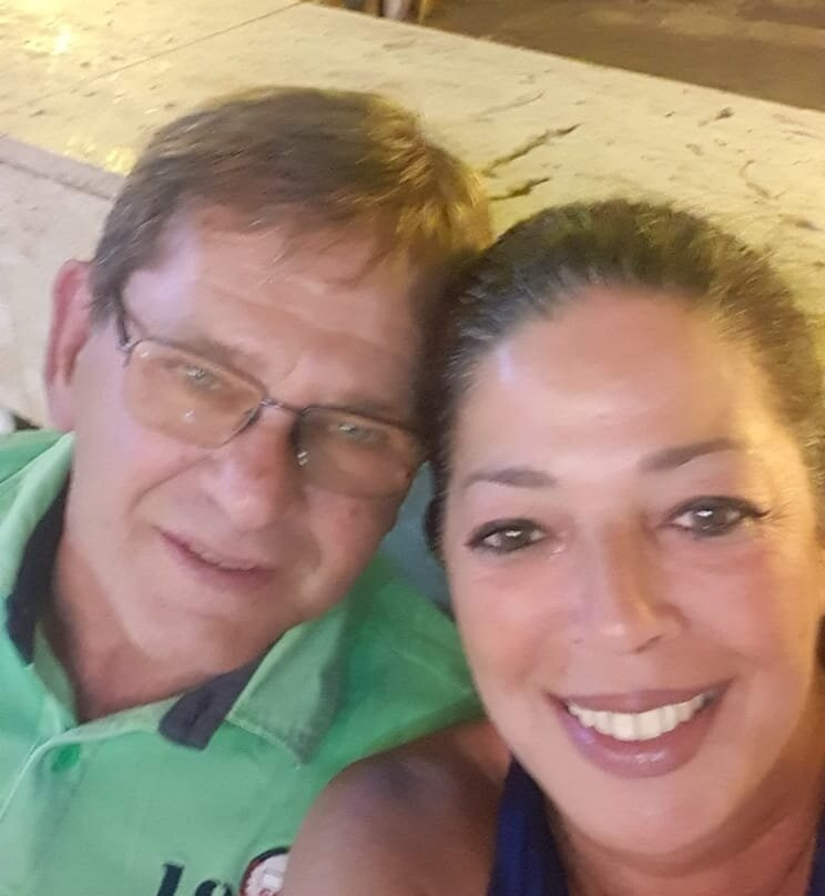 日出假日度假酒店主图