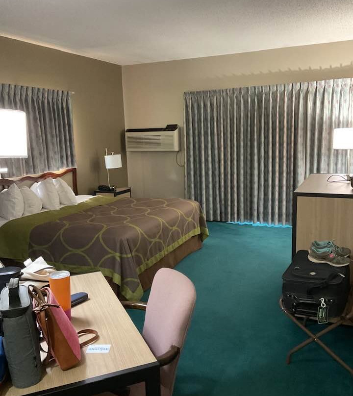 Super 8 by Wyndham Platteville主图