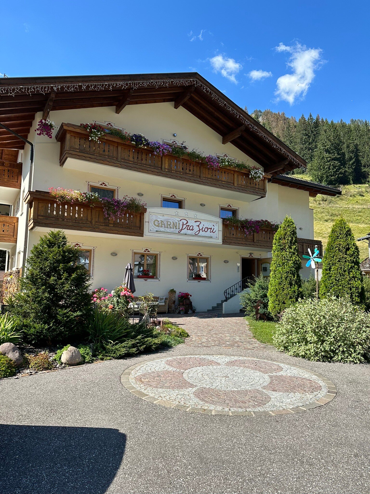 Garni' Pra' Fiori'-官方