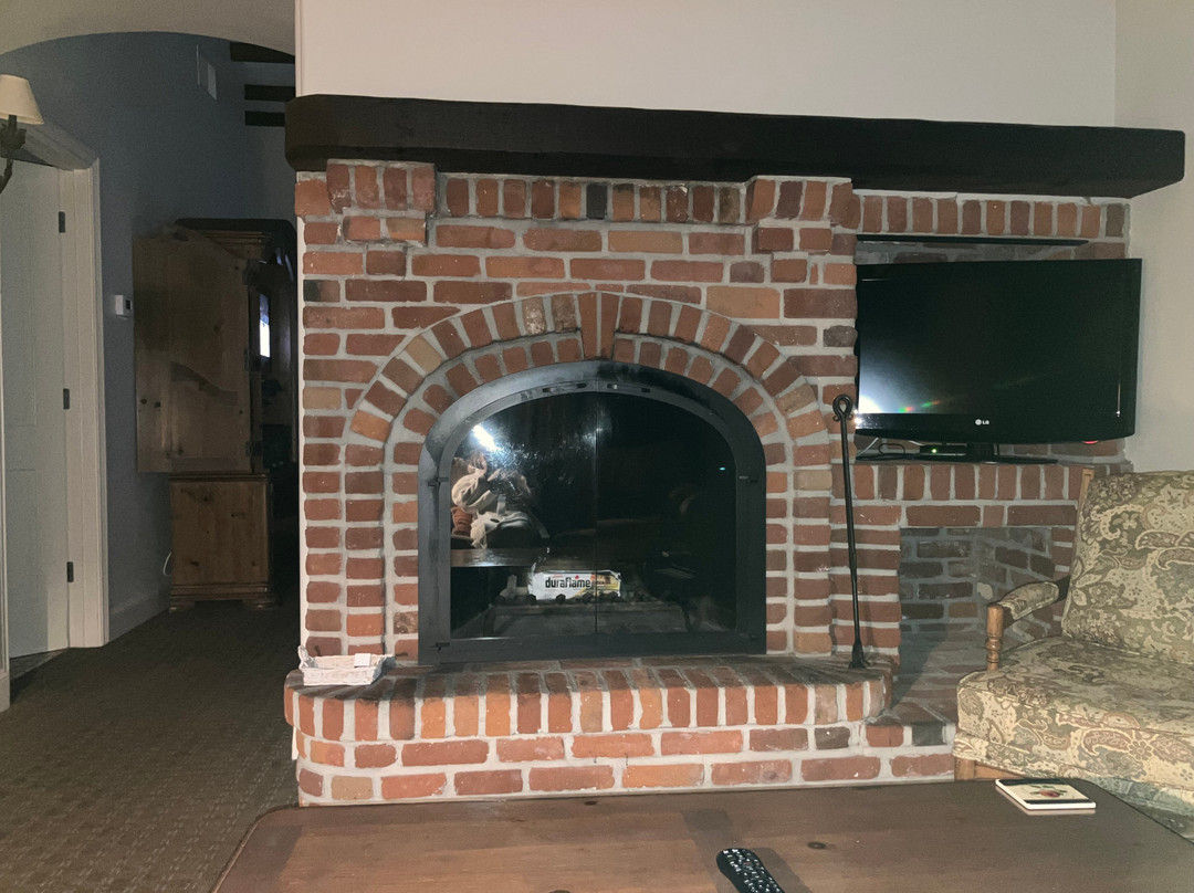 Vineyard Country Inn主图