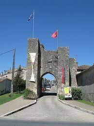 Anciennes portes de la ville à Sauveterre-de-Guyenne景点图片