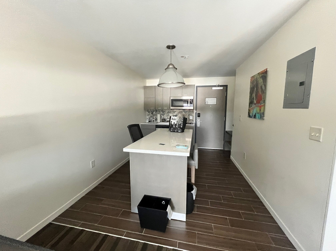 Hyatt House Orlando Airport主图