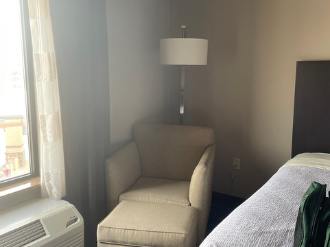 Astoria Hotel & Event Center主图