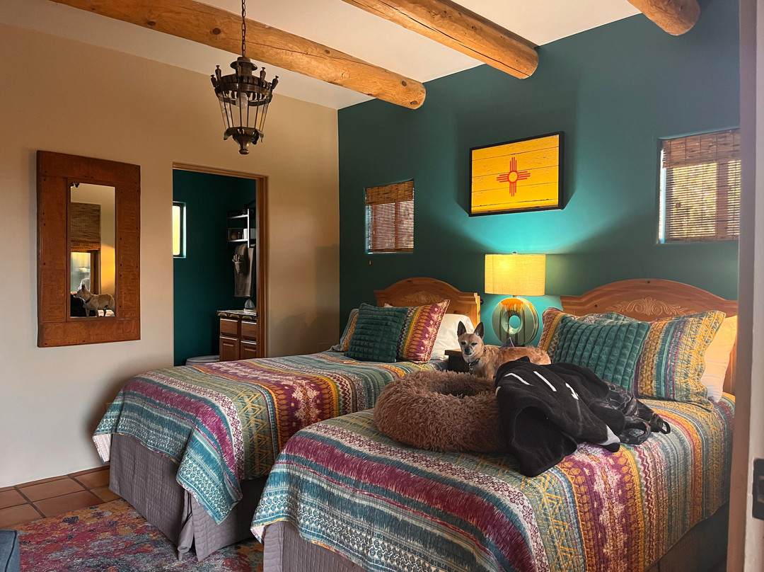 The Bobcat Inn主图