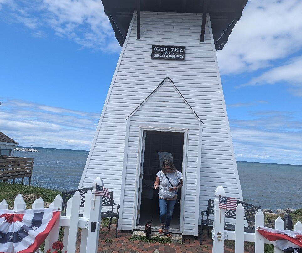 Olcott Beach Carousel Park景点图片