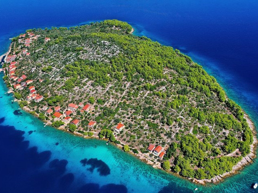 Eila - Hidden Gems of Dalmatia