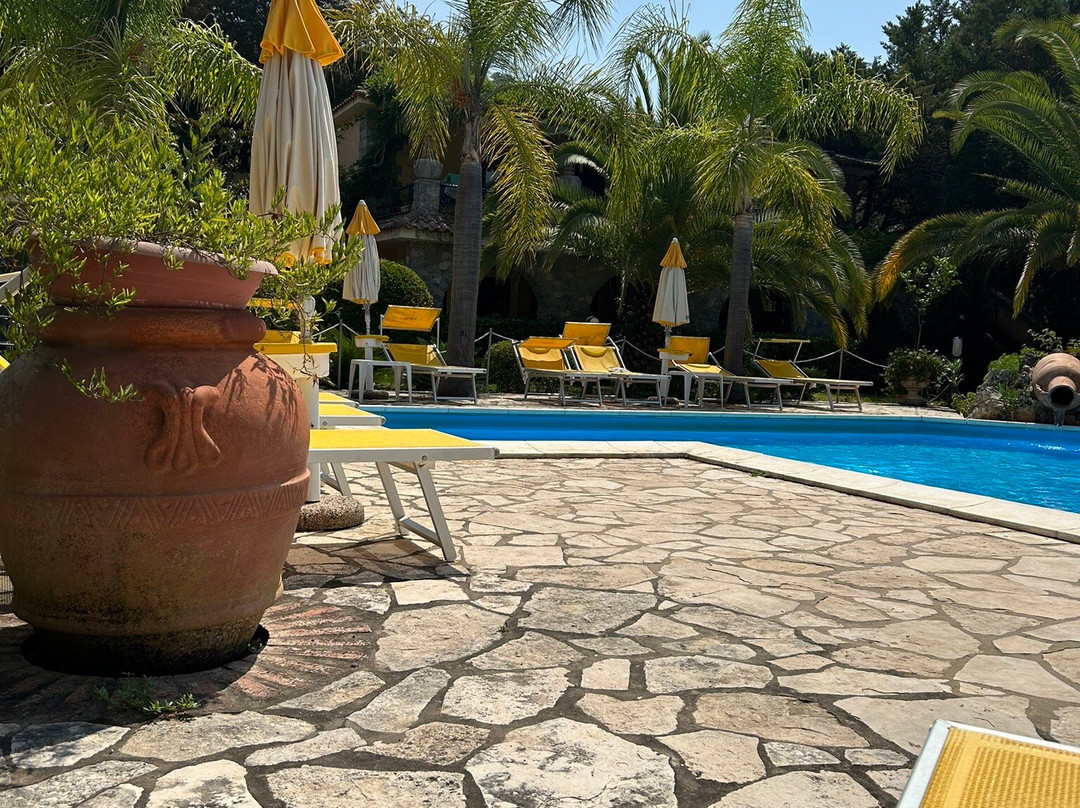 Residence and B&B Villamirella主图