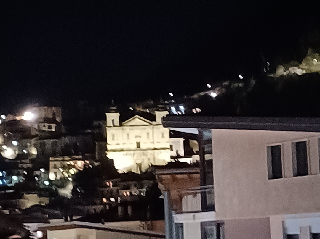 Basilica di Santa Maria Assunta-Castel di Sangro必去景点