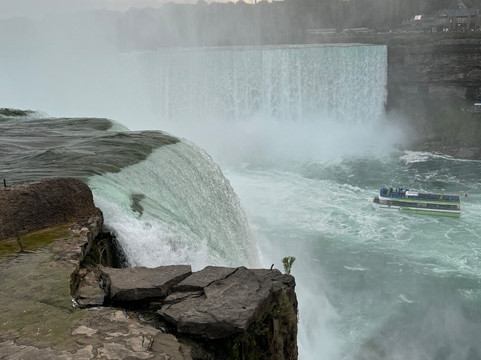 Aligned Niagara Falls Tours