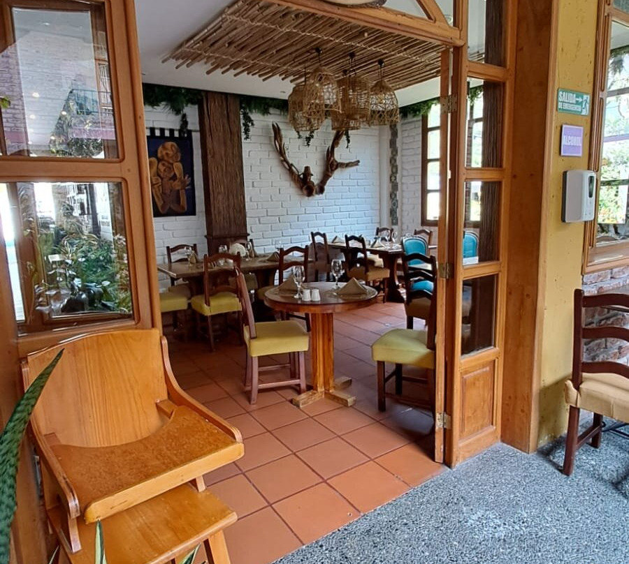 La Floresta Hotel主图