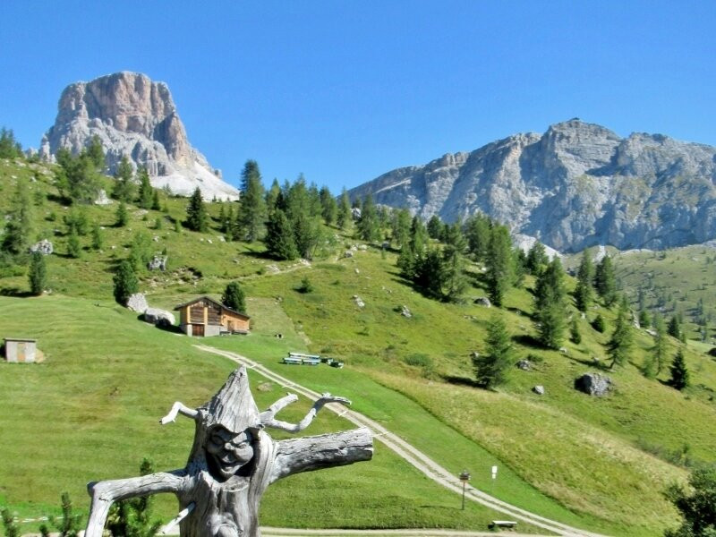 Sentiero dal Rifugio Fedare al Monte Nuvolau-Colle Santa Lucia必去景点