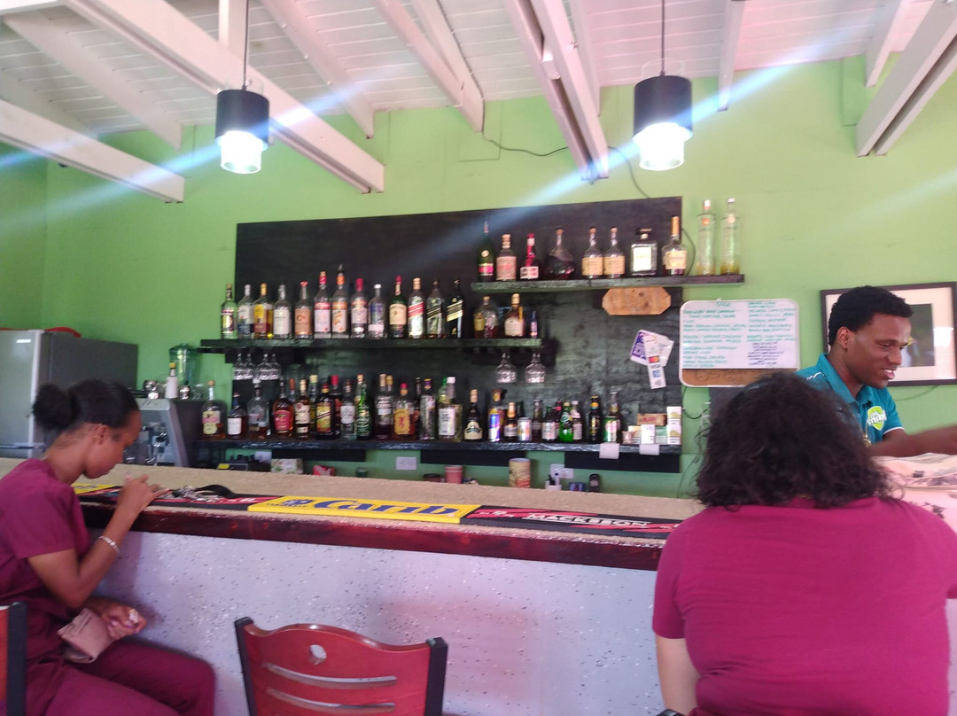 Barbuda Express-圣 约翰必去景点