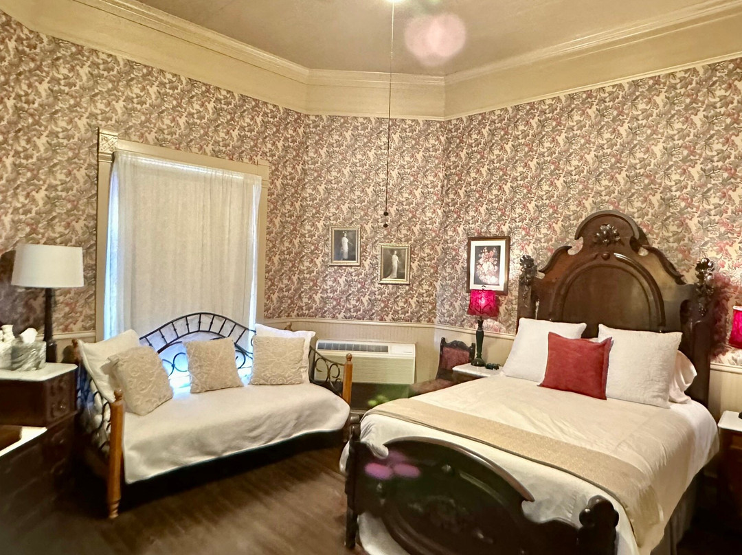 Inn On The Creek主图