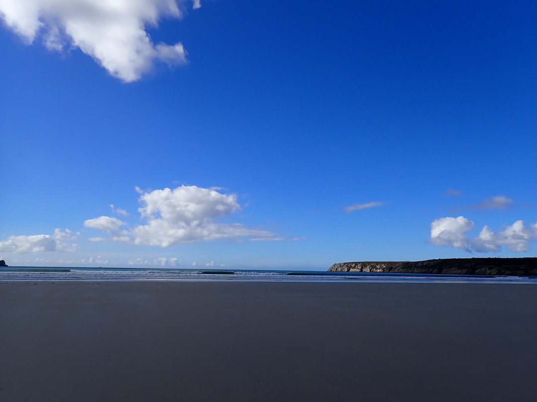 Plage De Kersiguenou-Crozon必去景点