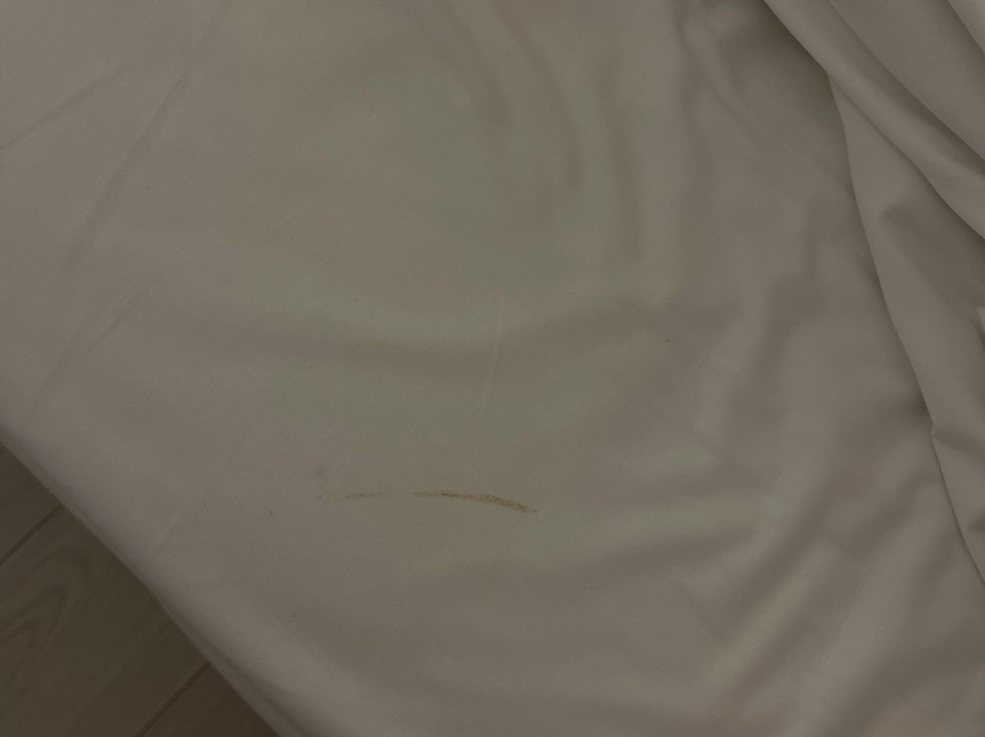 阿托隆酒店主图