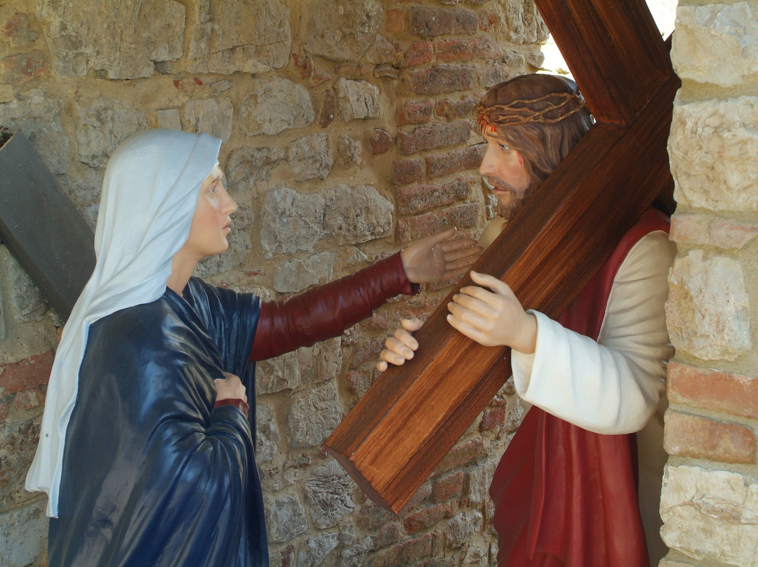 Santuario Nostra Signora di Fatima in Montignoso-Gambassi Terme必去景点