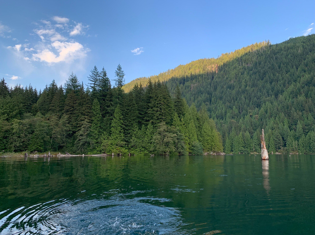 Alouette Lake-枫树岭必去景点