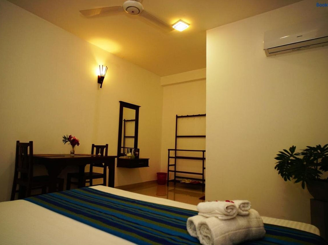 Airport 4 Season Transit Hotel