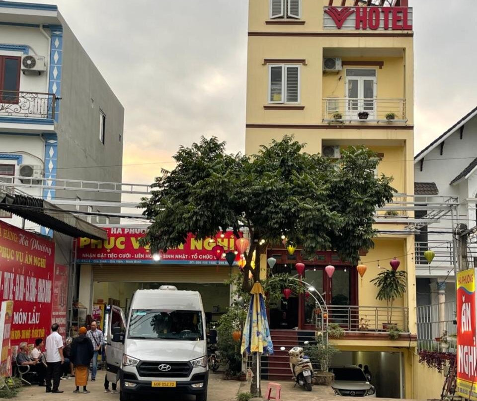 Khach San Ha Phuong