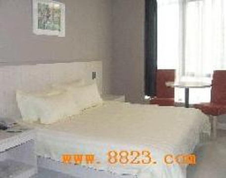 锦江之星(天津八纬路音乐学院店)主图