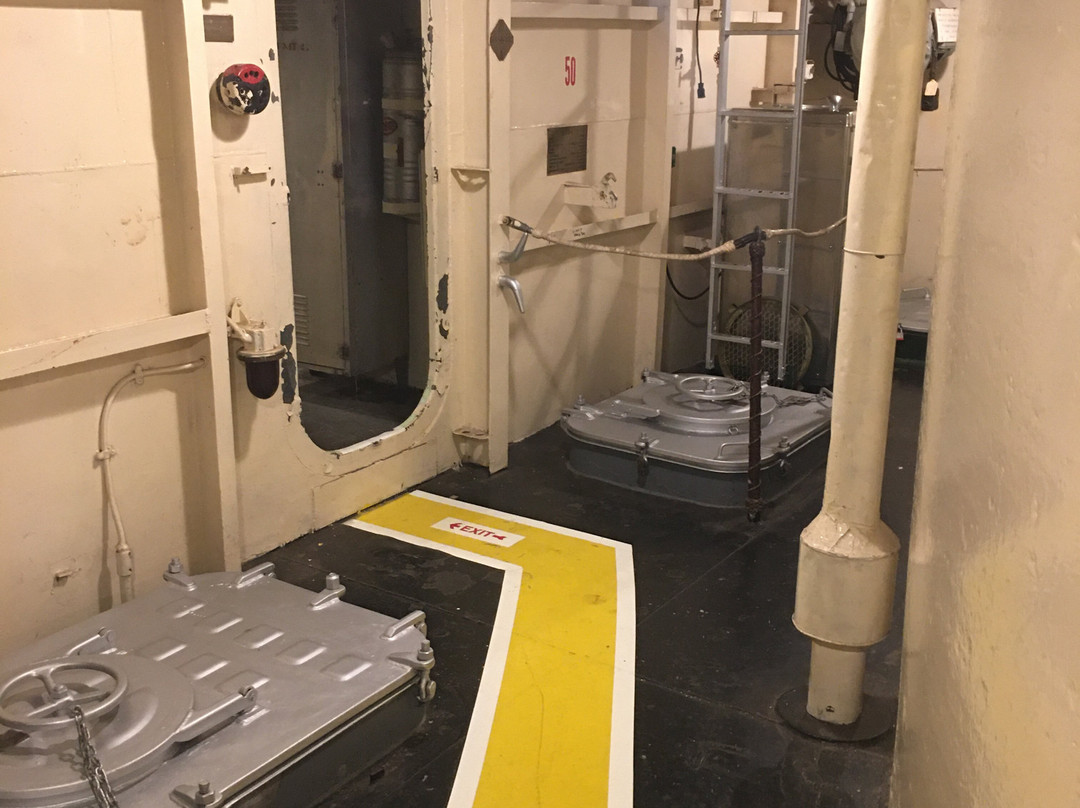 USS Salem & United States Naval Shipbuilding Museum-昆西必去景点