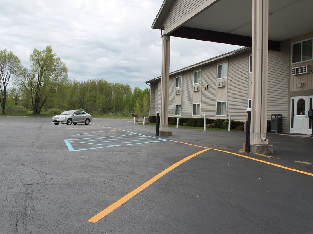 American Host Inn主图