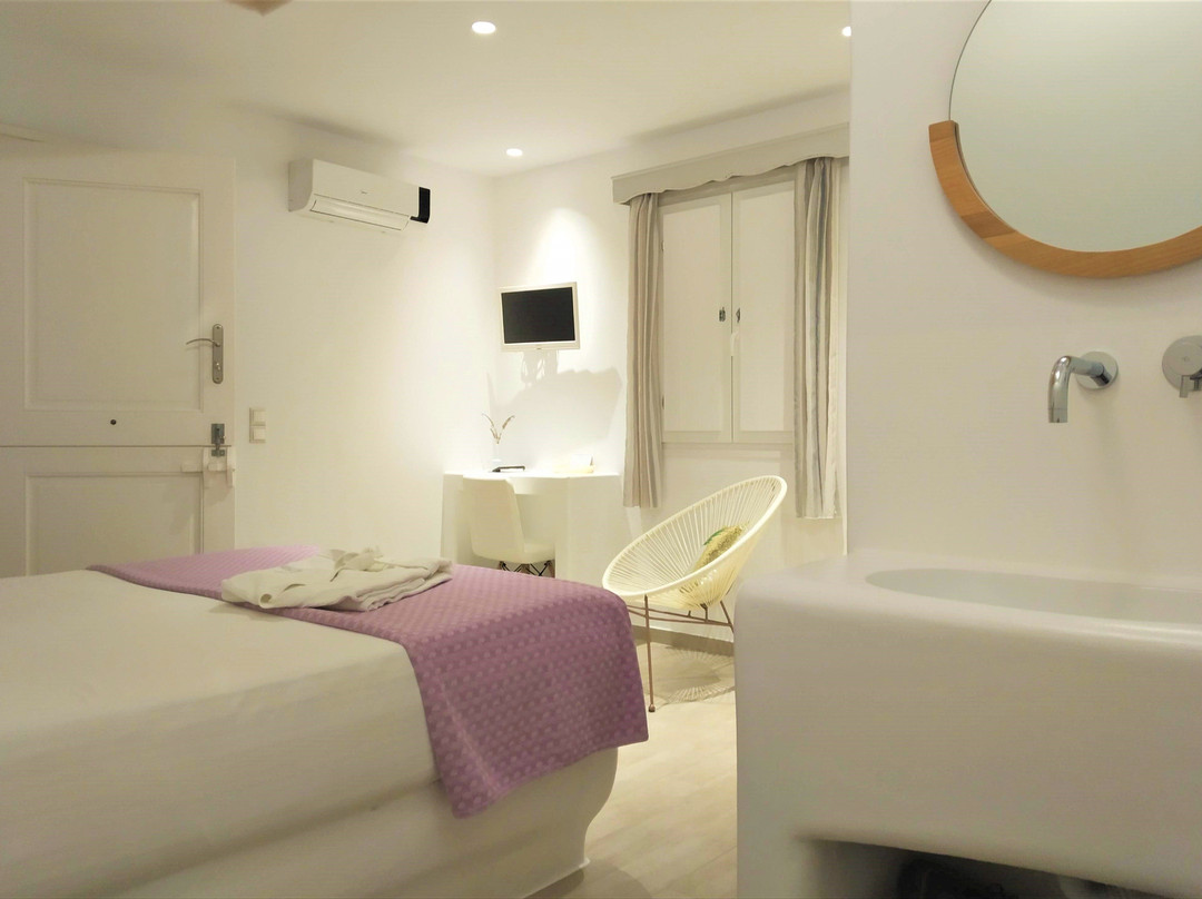 Faros Villa Small Hotel & Restaurant主图
