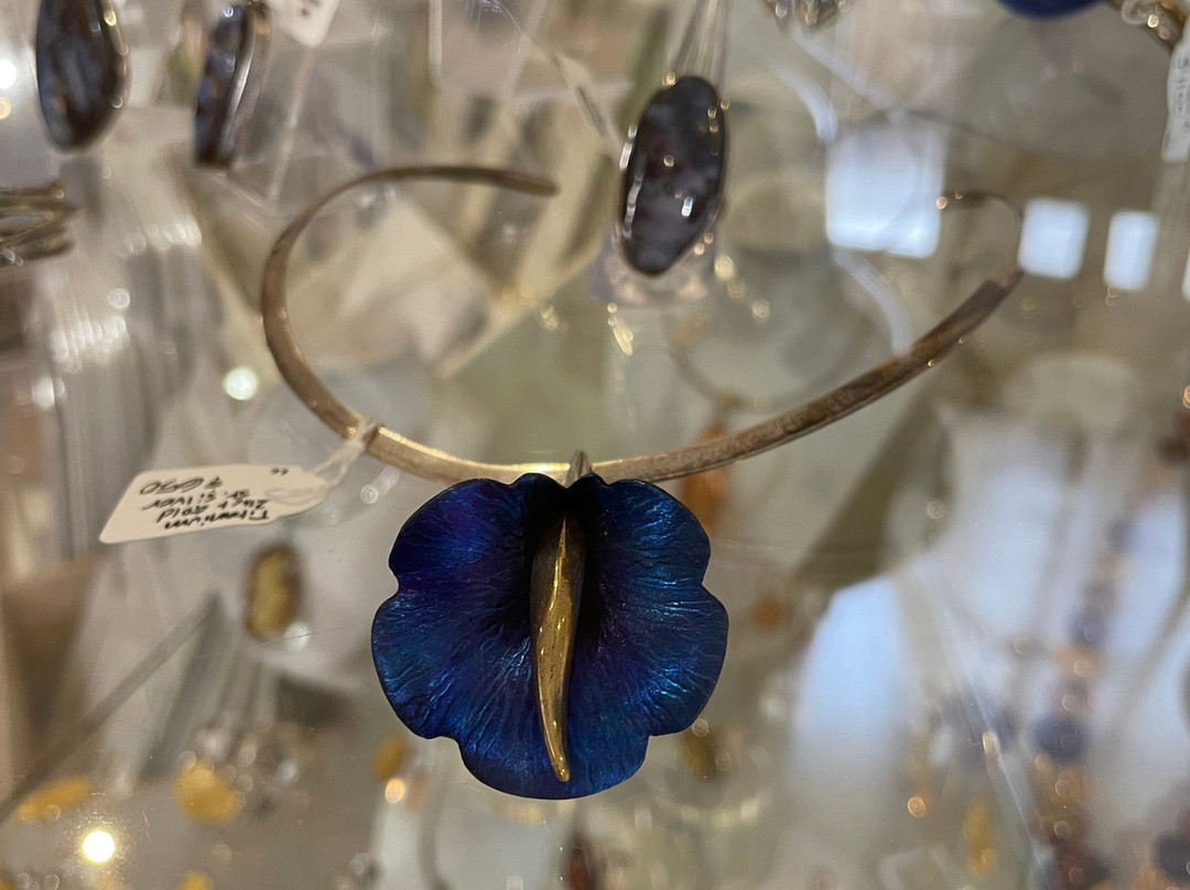 Town & Country Gallery-Yarragon必去景点