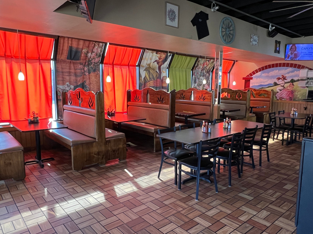 DeWitt餐馆和美食-Mezcal Mexican Bar And Grill