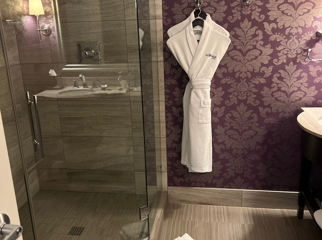 La Banque Hotel主图