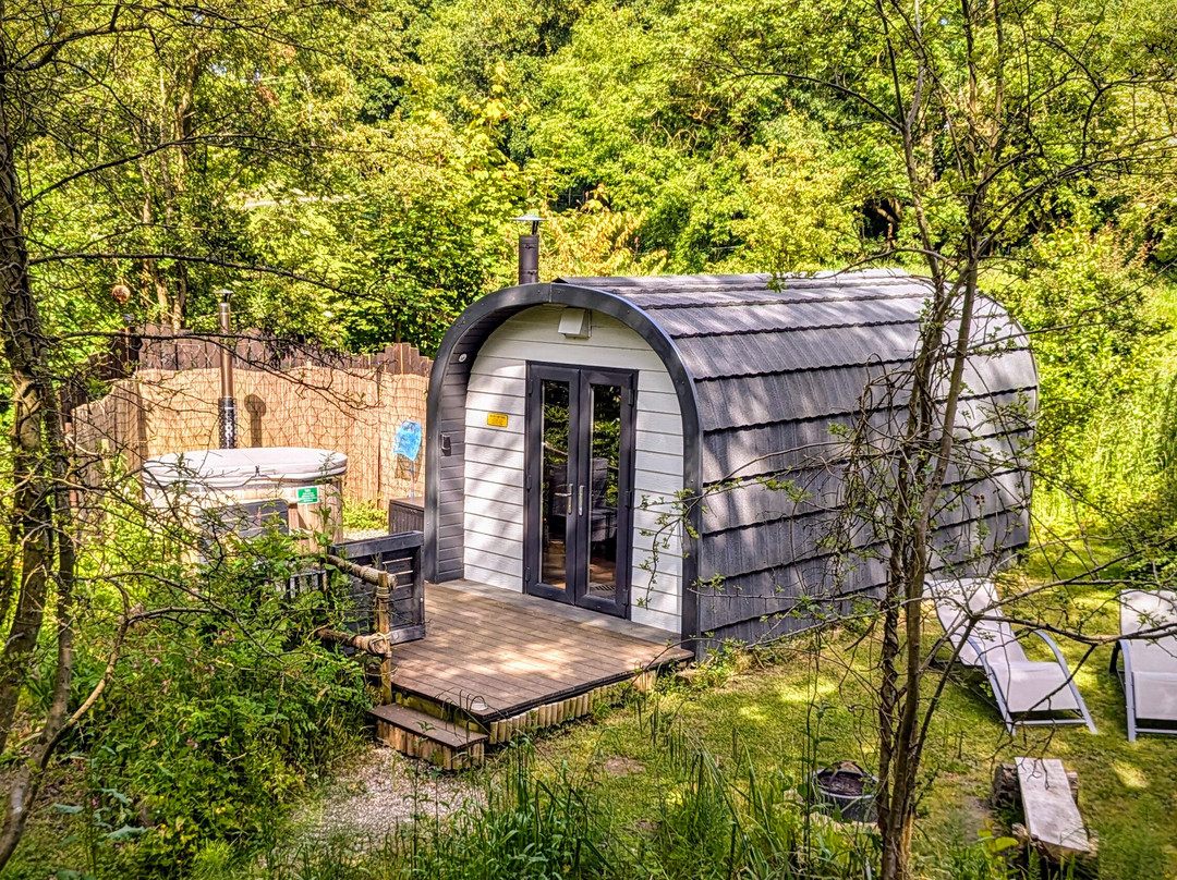 Emlyn's Coppice - Woodland Glamping