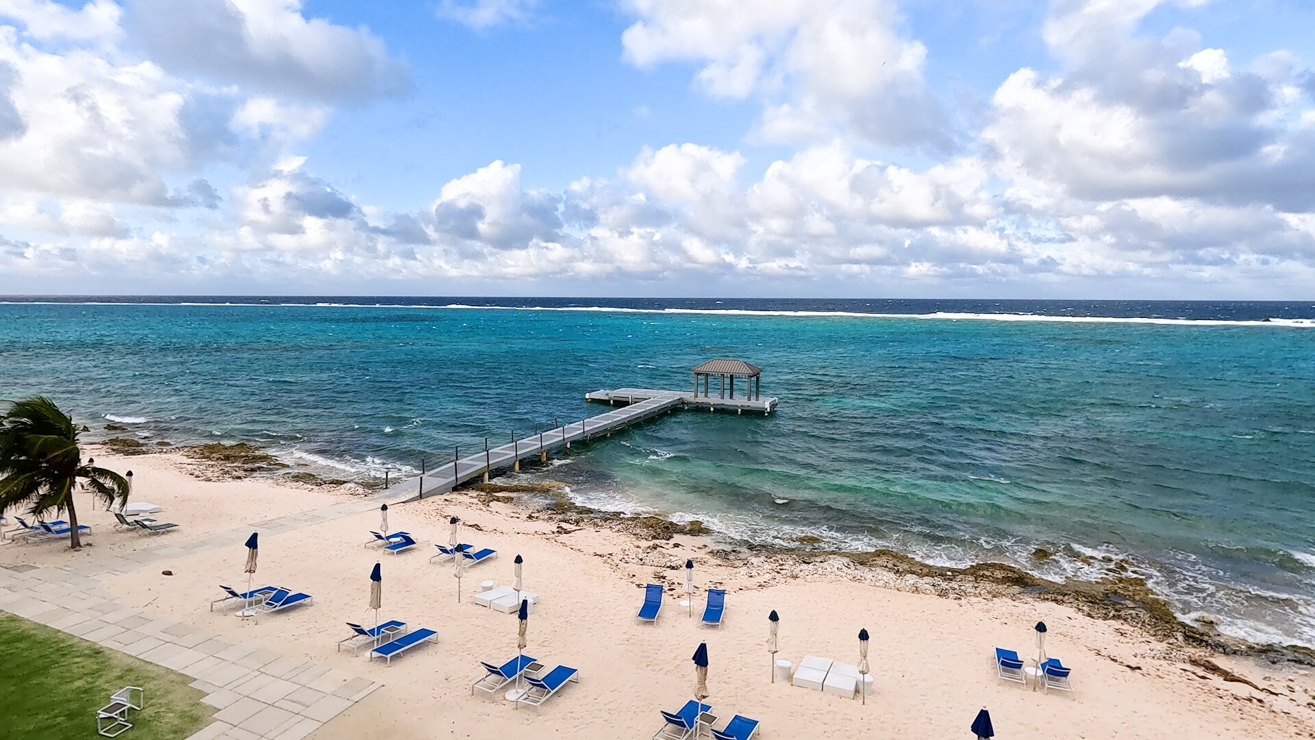 Rum Point Club Resort-浴室