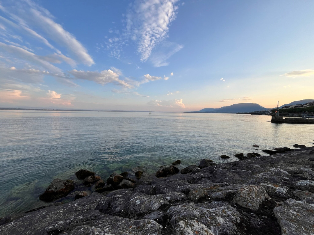 Lac de Neuchâtel-纳沙泰尔必去景点