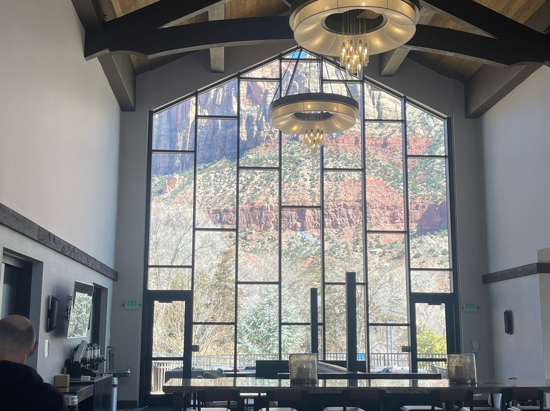 Holiday Inn Express & Suites Zion By IHG主图