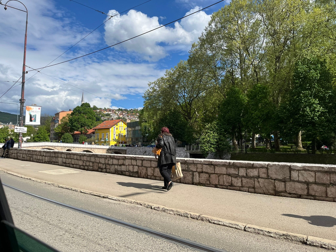 Ćumurija  Bridge-萨拉热窝必去景点