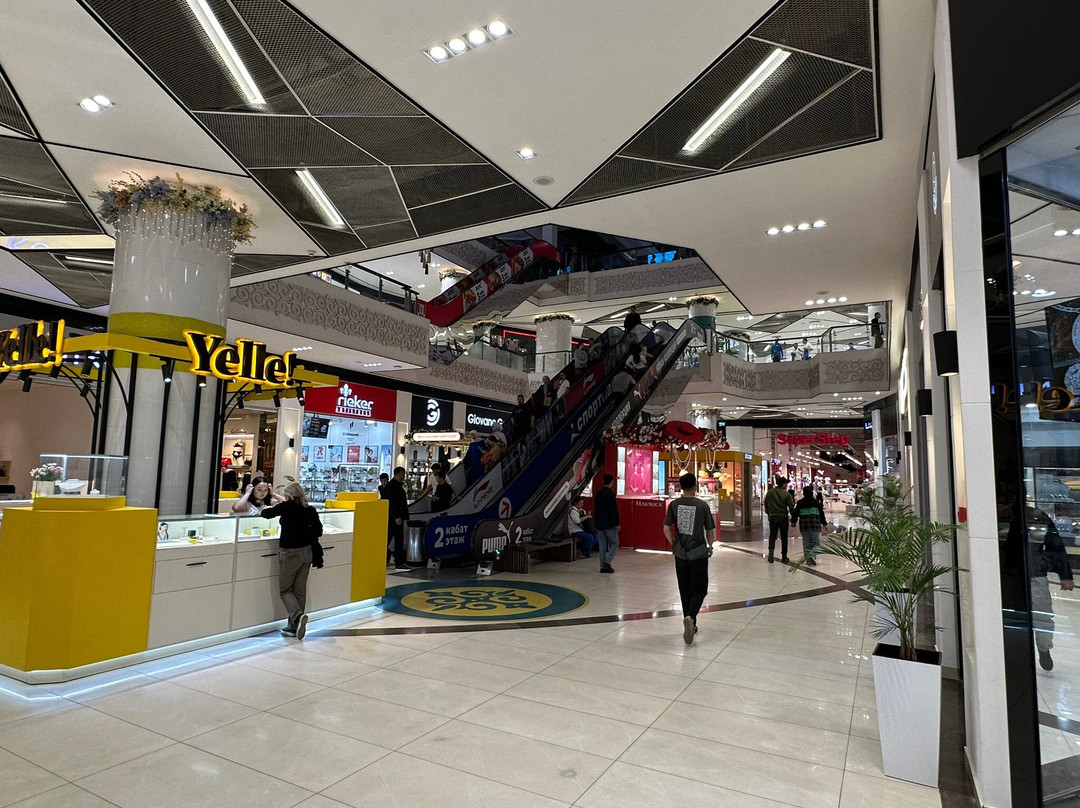 Asia Mall-比斯凯克必去景点