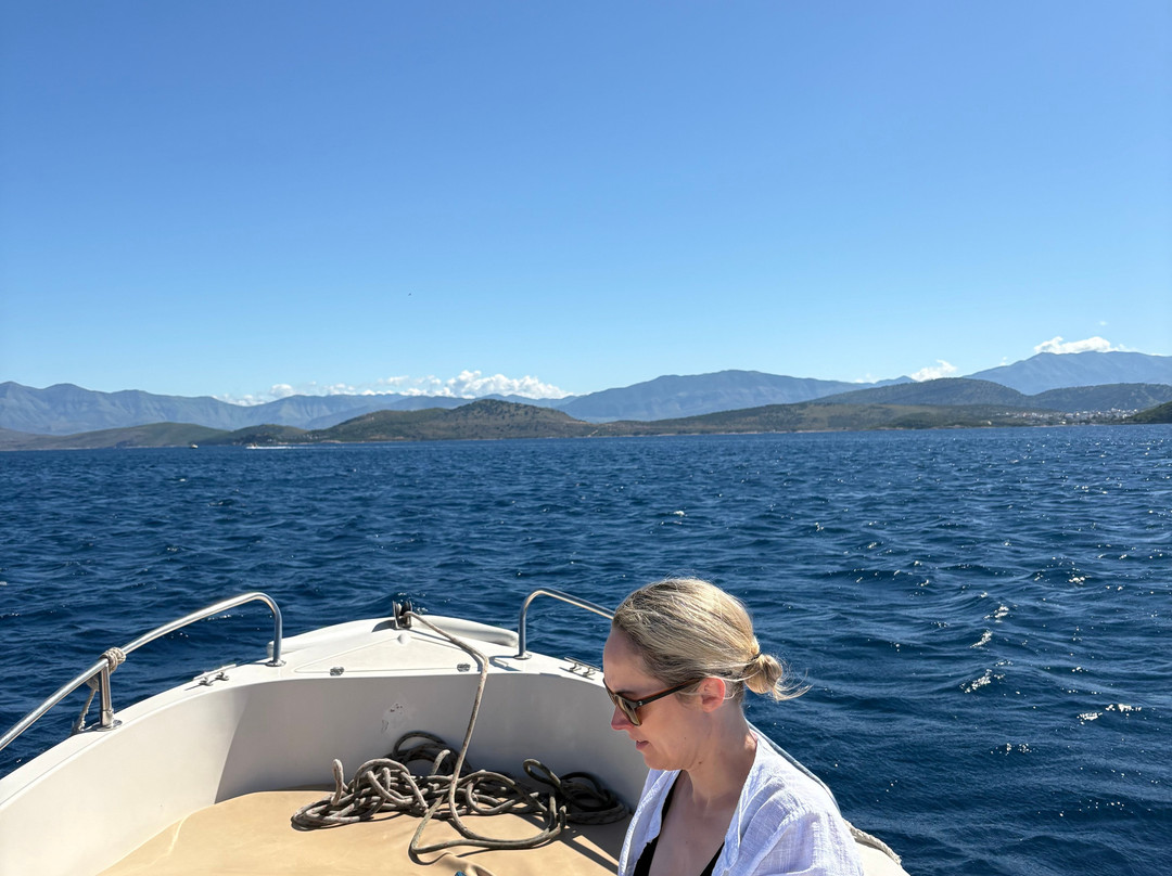 Sotiris Boat Hire-Agios Stefanos必去景点