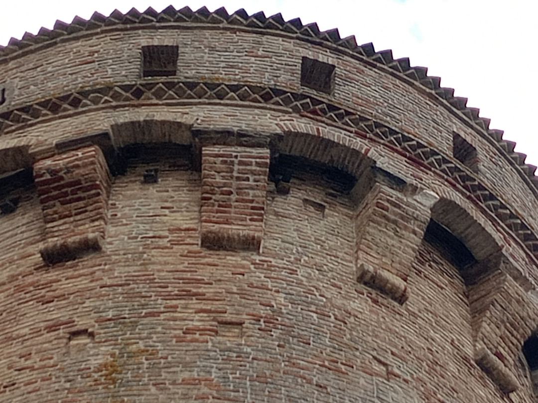 Torre Bassano-瓦斯托必去景点